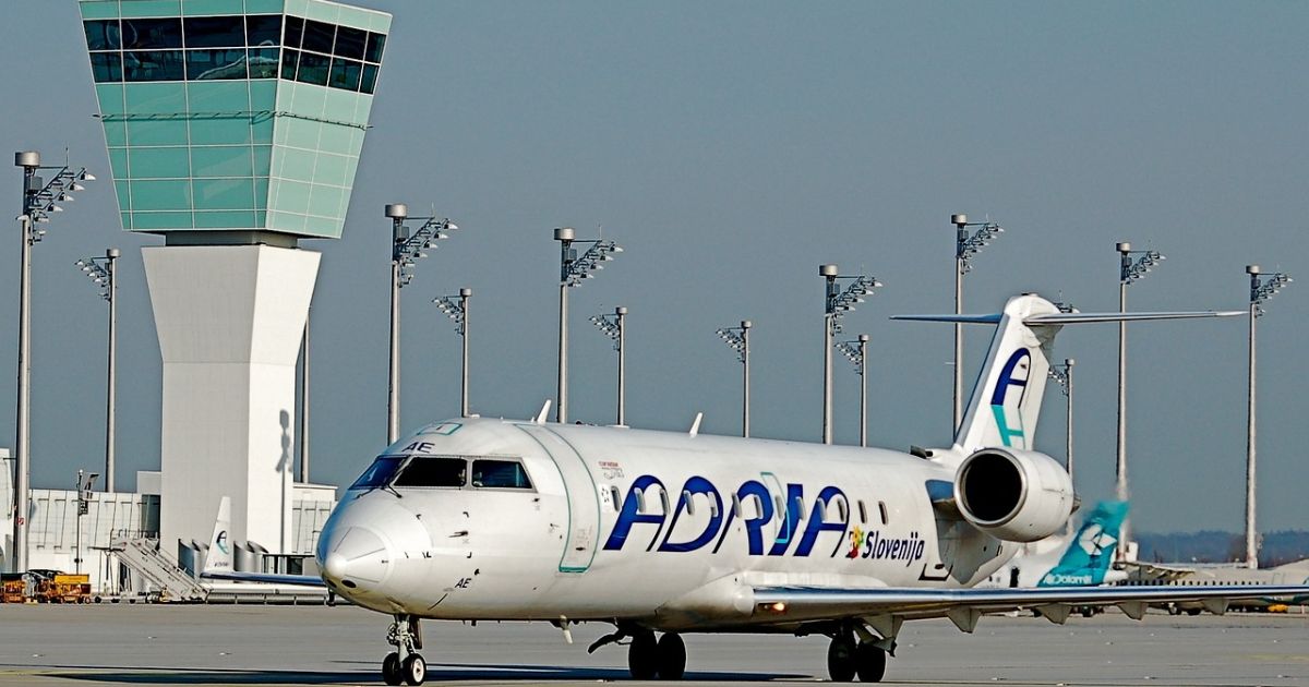 Flugverspätung und Ausfälle mit Adria Airways